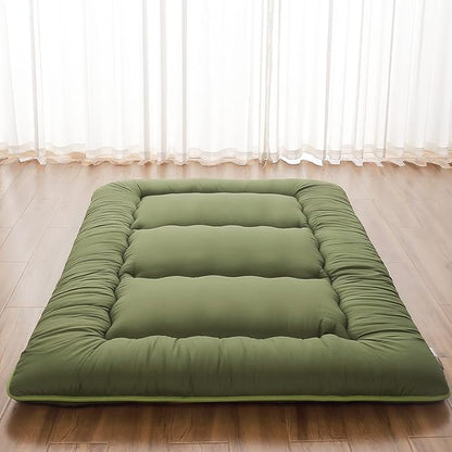 Japanese Floor Mattress, Futon Mattress with Portable Storage Bag and Washable Cover, Roll Up Thick Tatami Mat Suitable for Camping, Guest Room, Green, Queen