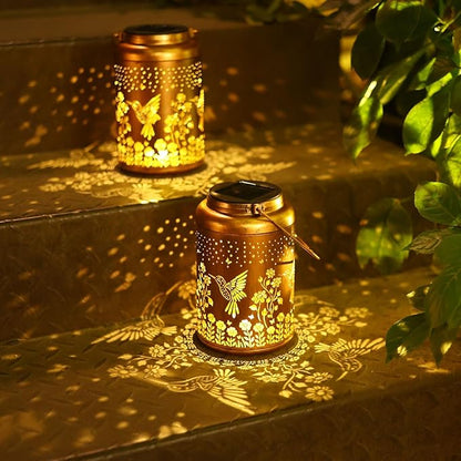 Hummingbird Solar Lanterns Outdoor Hanging Waterproof Hummingbird Light Garden Decor Metal Solar Lights Gifts for Women Men Outside Lantern Decoration for Yard,Porch,Patio,Backyard,Lawn