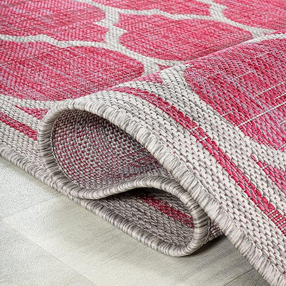 JONATHAN Y Moroccan Trellis Indoor Outdoor Round Area Rug 5 Ft Fuchsia/Light Gray, Trebol Textured Weave for Backyard, Patio, Porch, Easy-Cleaning, Pet-Friendly, Non-Shedding (SMB109H-5R)